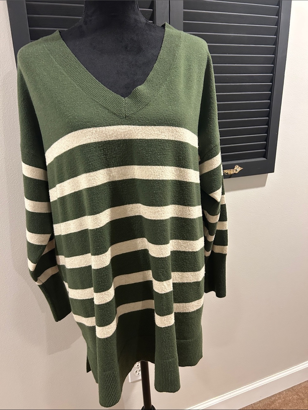 Ava & Viv Olive Green and Cream Striped V-Neck Sweater